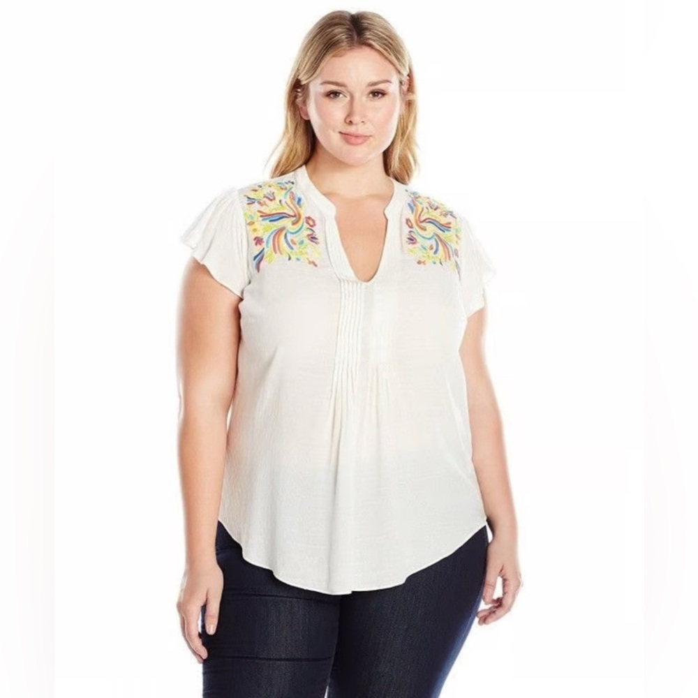 MELISSA McCarthy Seven7 Top Embroidered Front Shoulder Ruffled Cap SS White 2X
